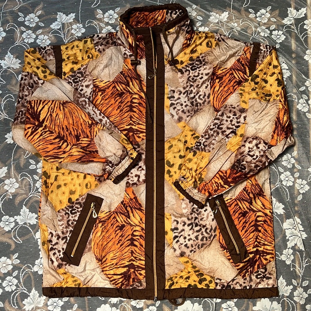 Vintage VOS Sports Windbreaker Jacket Cheetah Tiger Leopard Gold